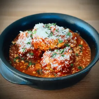 Tray of Meatballs (25 pc)